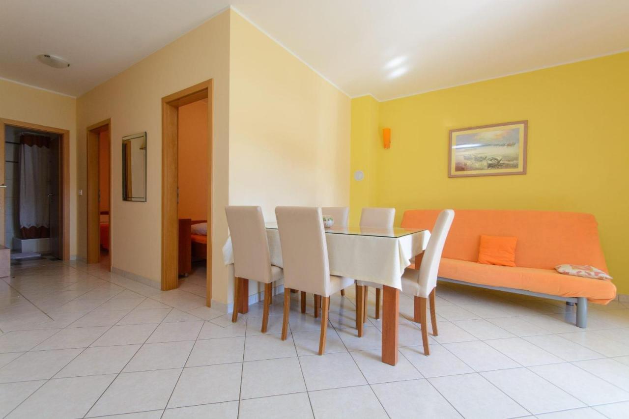 Apartments Anton Vinišće Eksteriør billede
